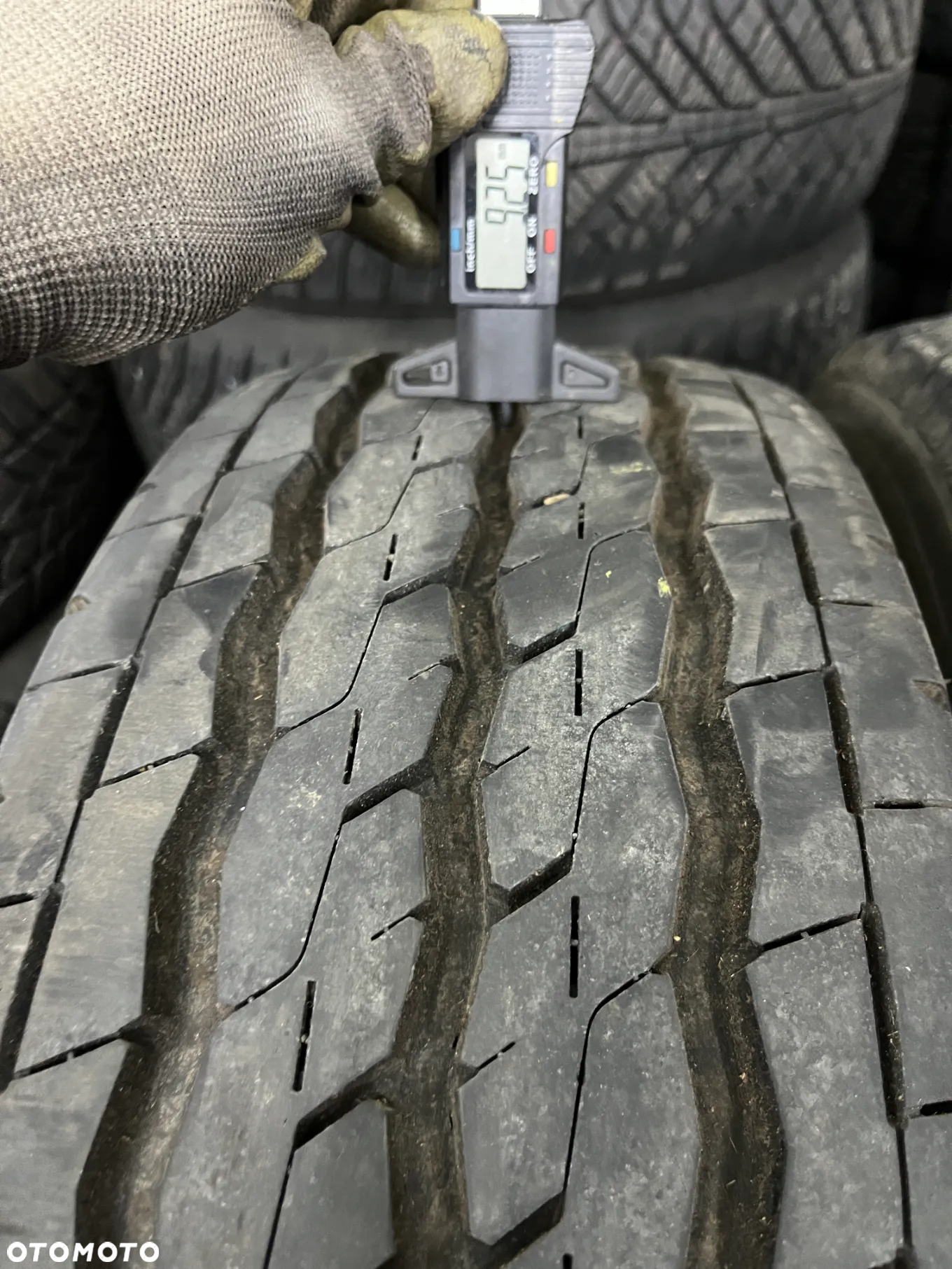 2x Opony Letnie Dostawcze 225/70R15C FIRESTONE VANHAWK 2  9,2mm Promocja!! CENA za 2szt - 3