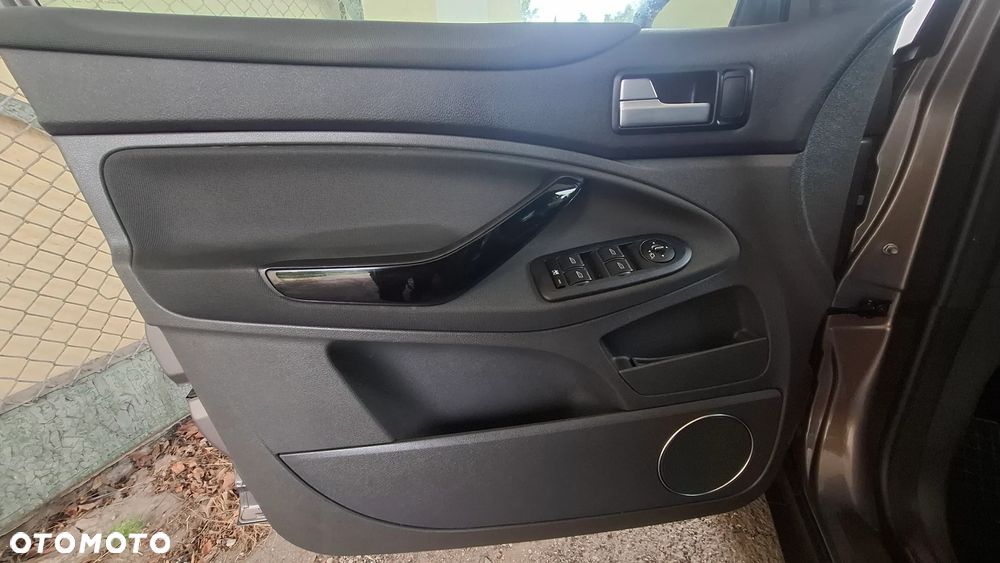 Ford Kuga 2.0 TDCi 4WD Titanium Plus - 23