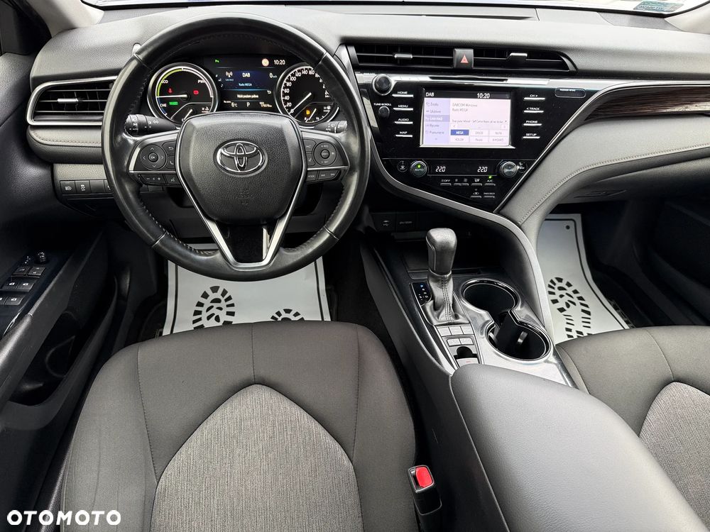 Toyota Camry 2.5 Hybrid Comfort CVT - 4