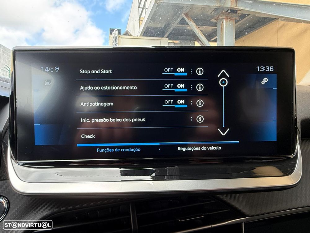 Peugeot 2008 PureTech 130 EAT8 Allure Pack - 37