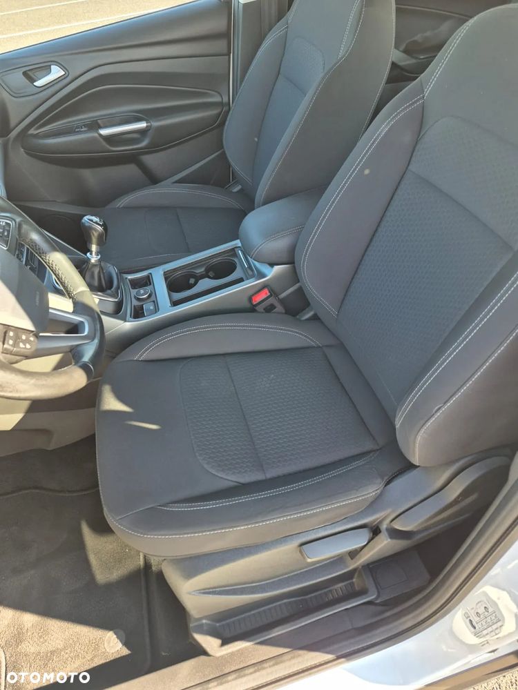 Ford Kuga 1.5 EcoBoost 2x4 Cool & Connect - 20