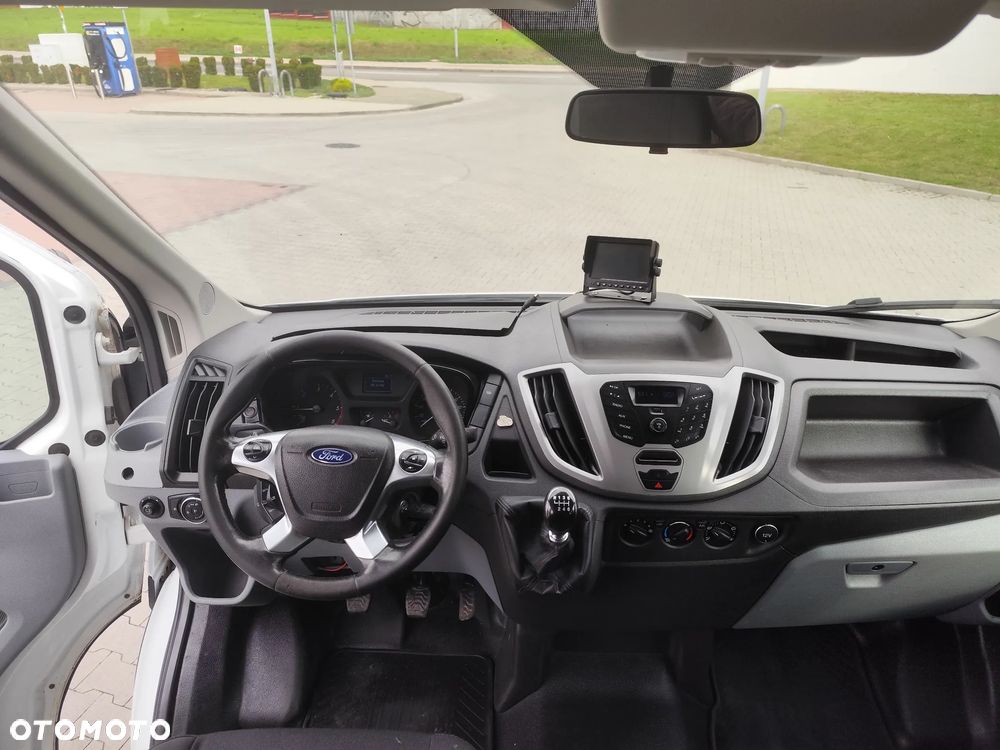 Ford transit - 19
