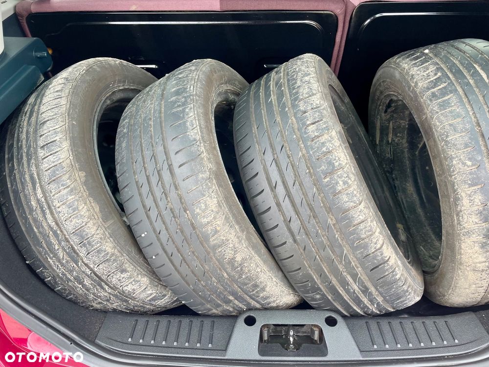 Ford Fiesta 1.25 Celebration - 28