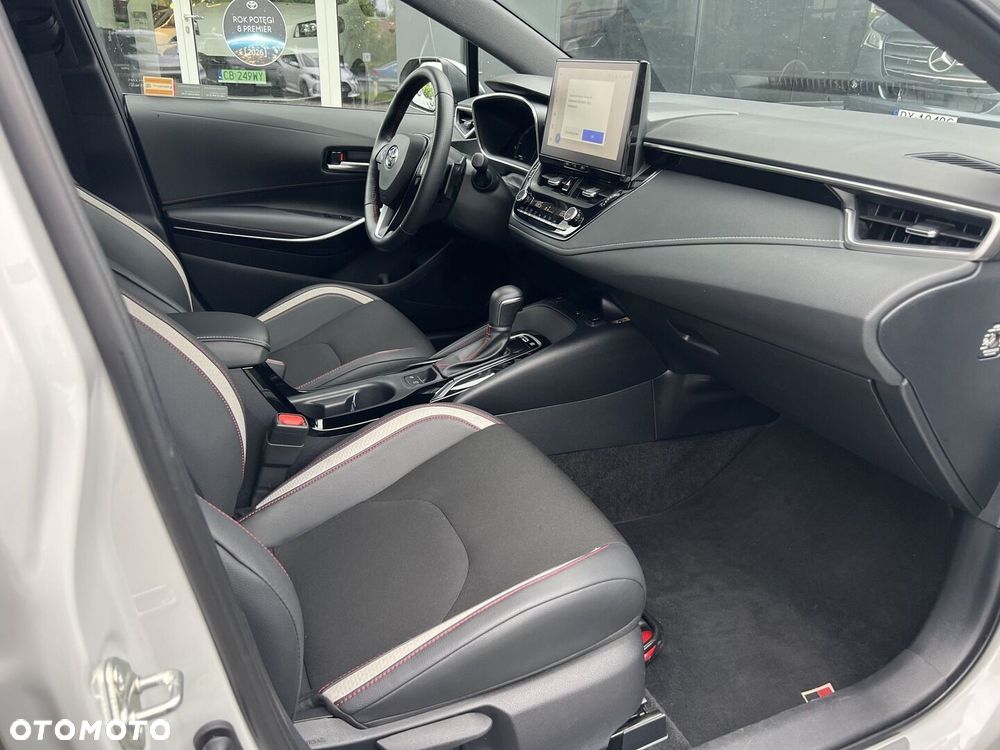 Toyota Corolla - 25
