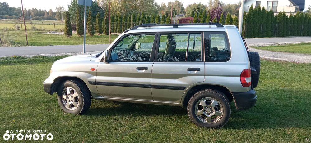 Mitsubishi Pajero Pinin 2001 photo 4