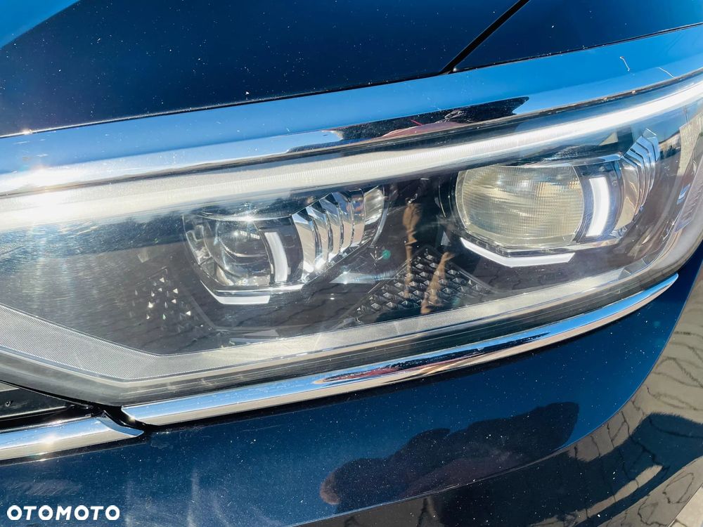 Volkswagen Passat Alltrack 2.0 TDI SCR 4Motion DSG - 24