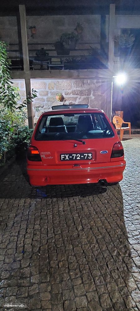 Ford Fiesta 1.8 XR2i 16V - 17