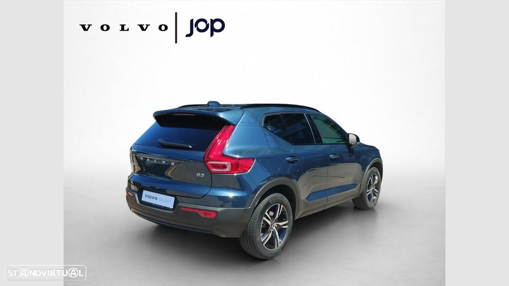 Volvo XC 40 2.0 B3 Plus Dark - 7