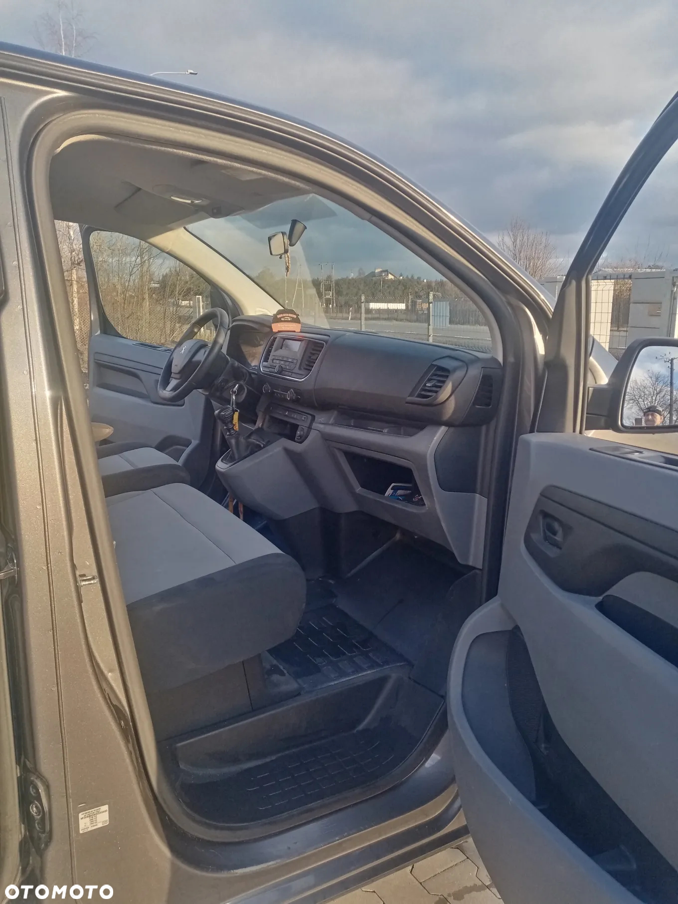 Peugeot Expert - 15