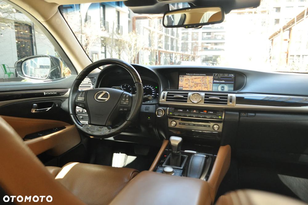Lexus Ls
