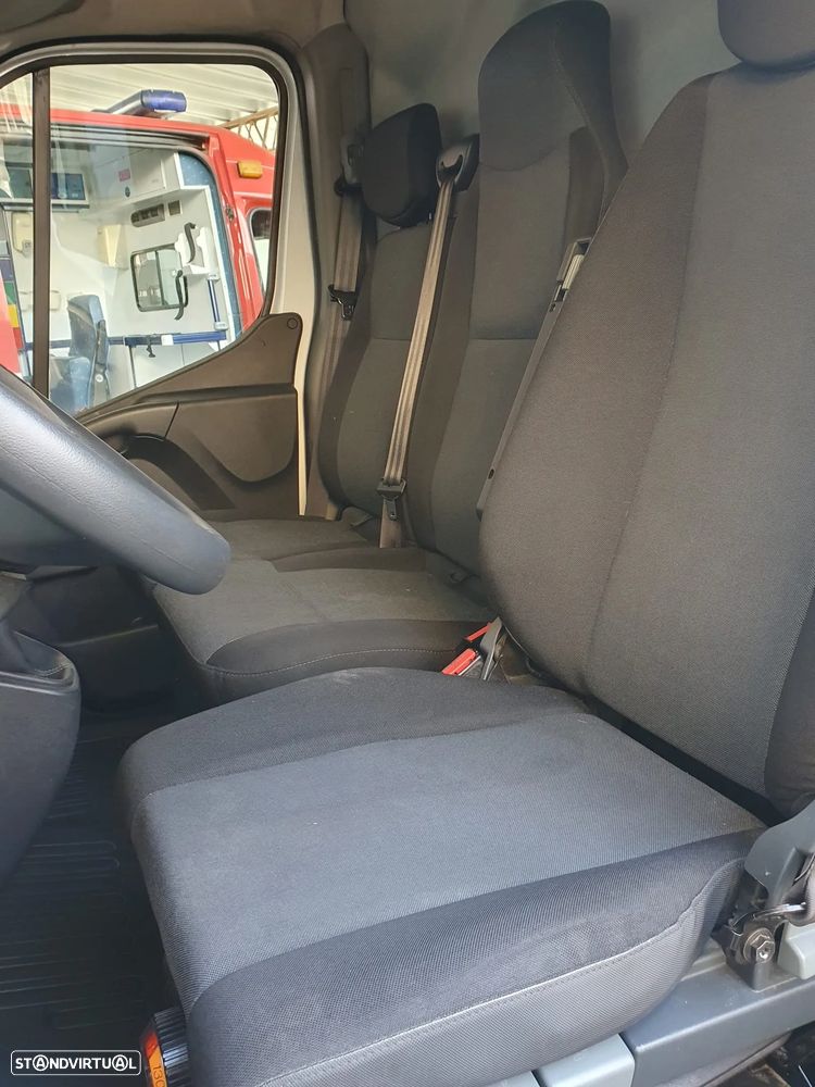 Renault Master 2.3 dCi L2H2 - 6