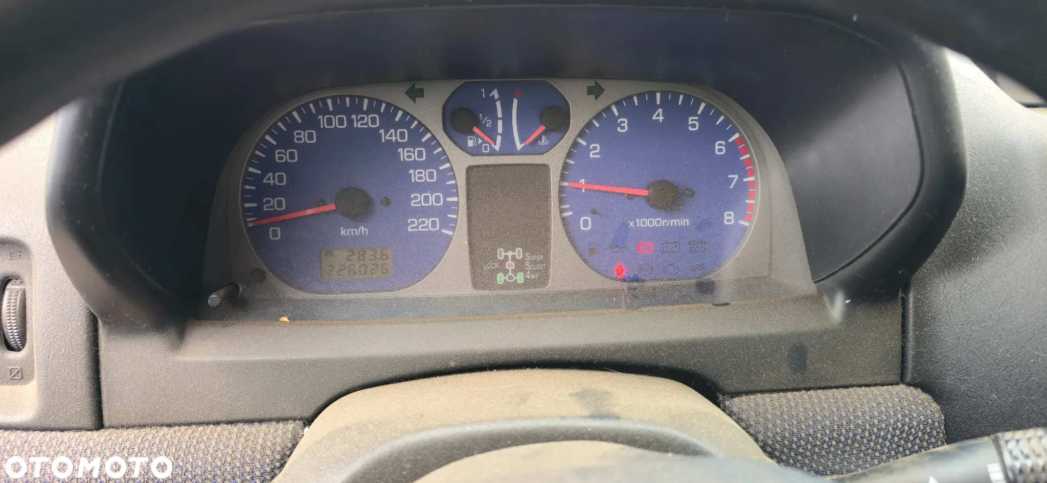 Mitsubishi Pajero Pinin - 11