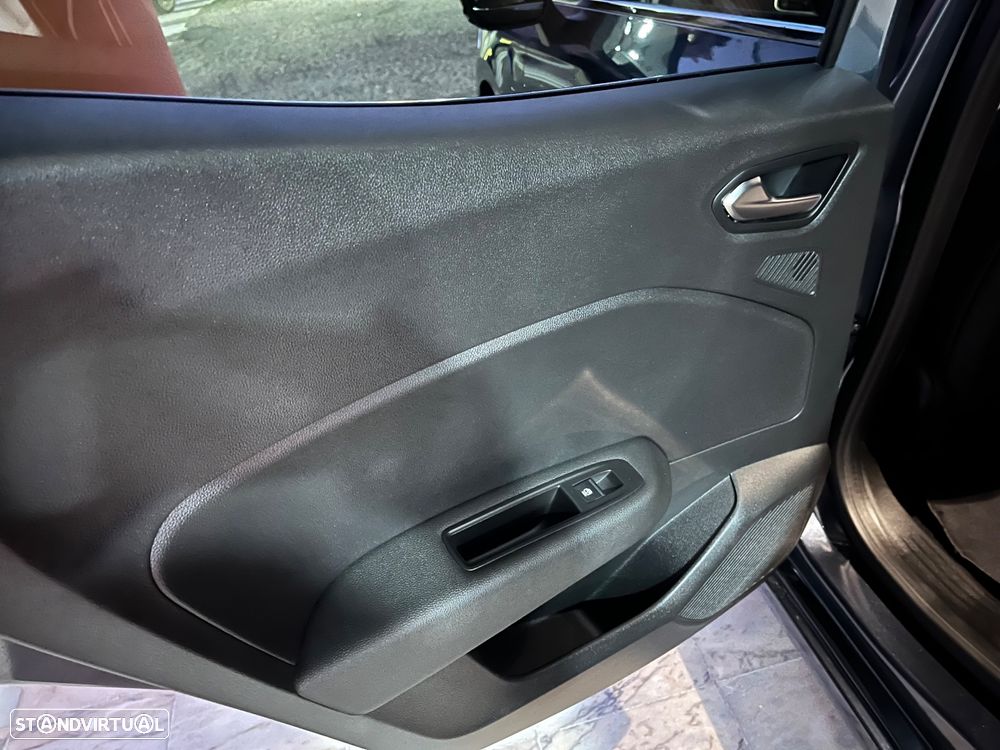 Renault Clio 1.5 Blue dCi Evolution - 26