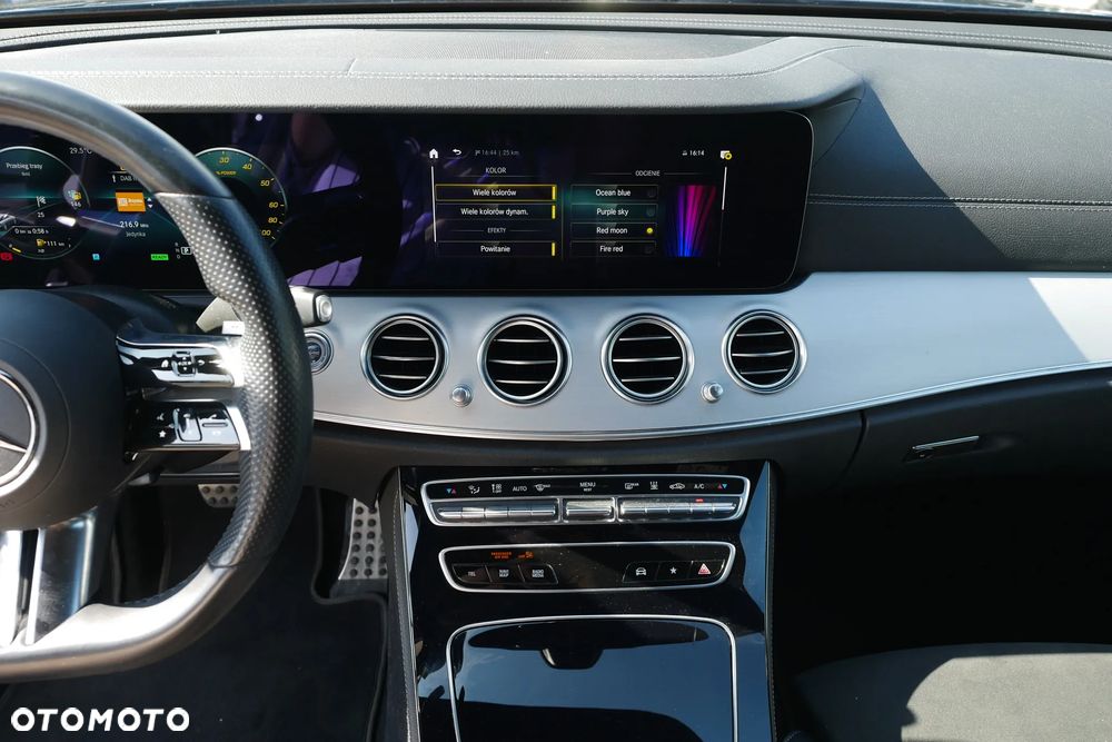 Mercedes-Benz Klasa E 300 AMG - 22