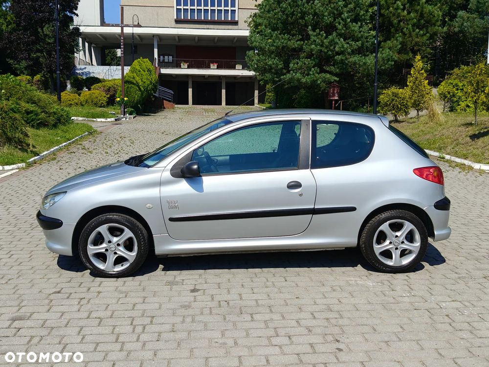 Peugeot 206 60 Pop Art - 14