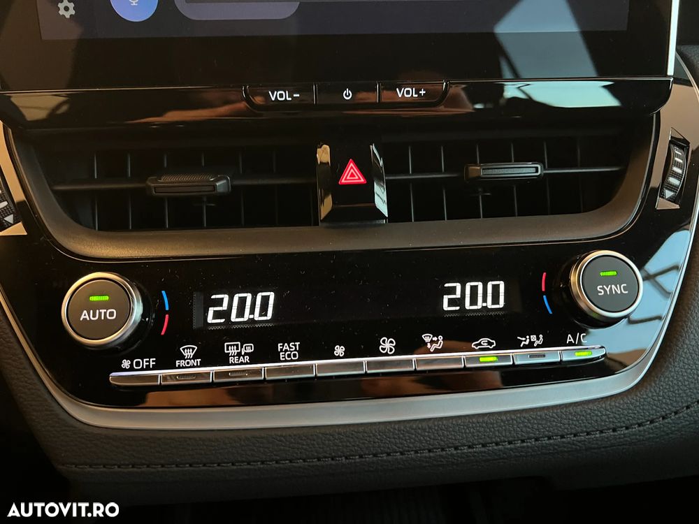 Toyota Corolla Cross 1.8I 2WD Active - 17