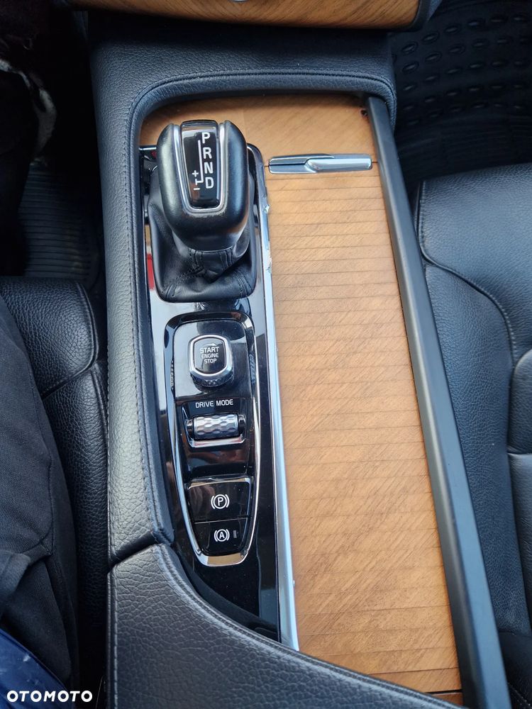 Volvo XC 90 T6 AWD Inscription 7os - 18