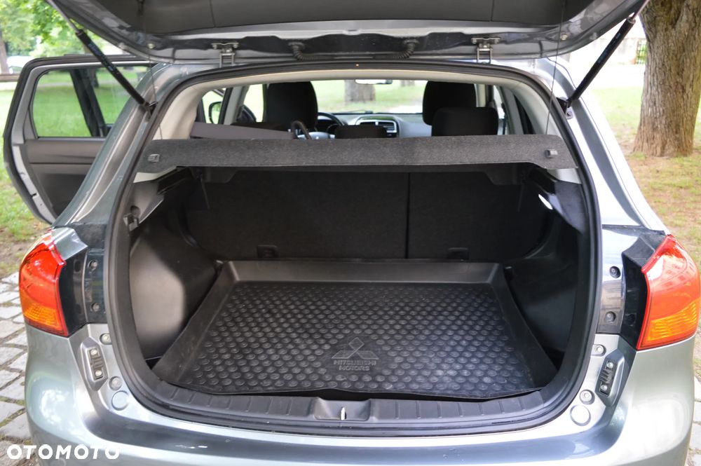 Mitsubishi ASX 1.8 DID Instyle 4WD AS&G - 23