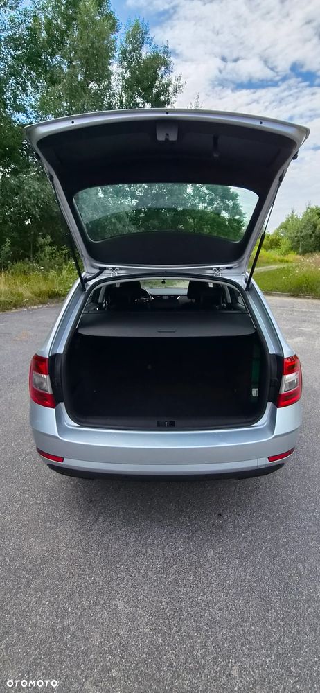 Skoda Octavia 1.6 TDI SCR Ambition - 10