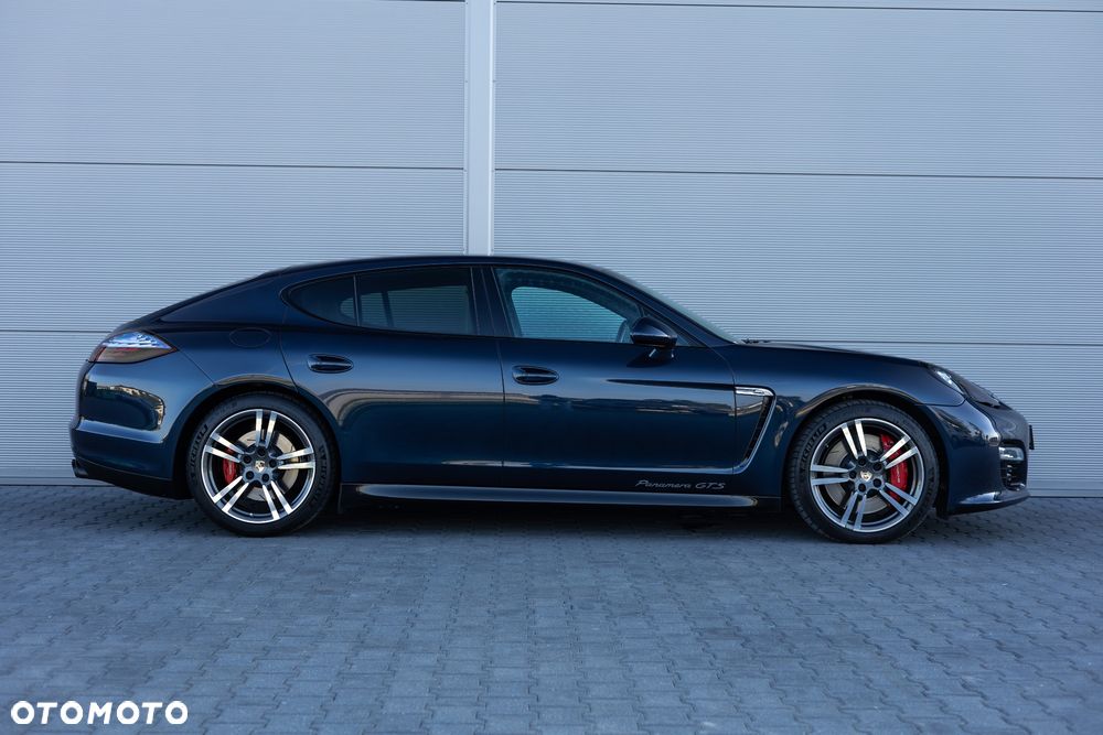 Porsche Panamera GTS PDK - 7