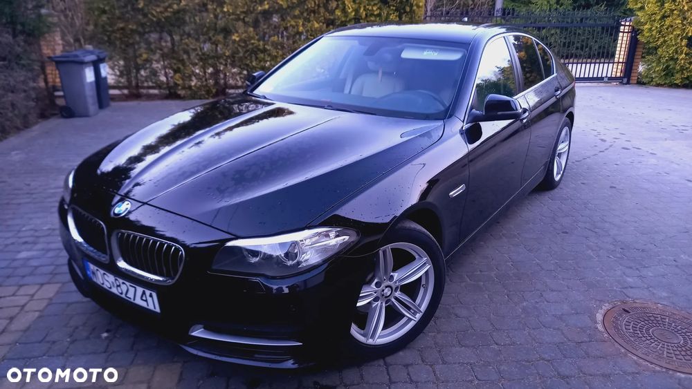BMW Seria 5 518d - 12