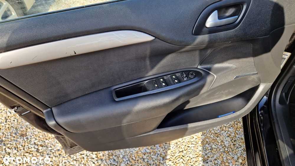 Citroën C4 VTi 120 Exclusive - 17