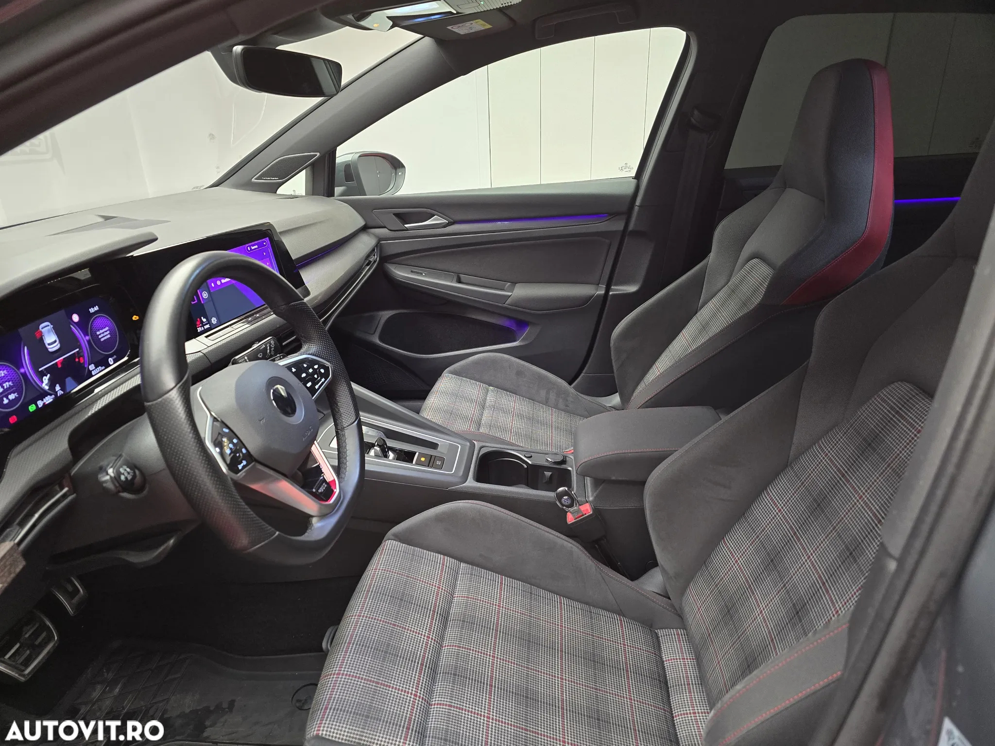 Volkswagen Golf GTI (BlueMotion Technology) DSG Performance - 15