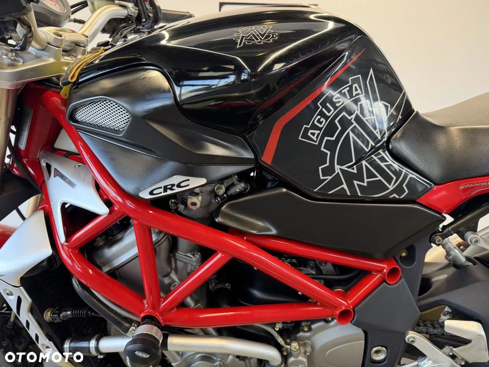 MV AGUSTA Brutale - 22