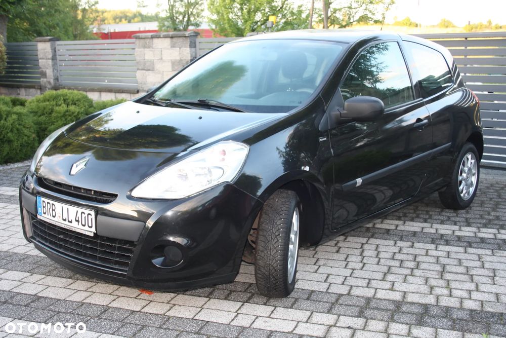 Renault Clio 1.2 16V 75 Yahoo - 5