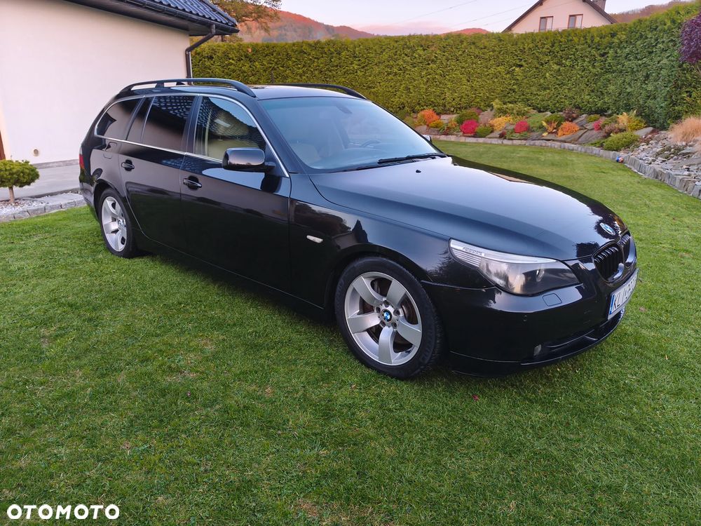 BMW 5 Series 2005 photo 4