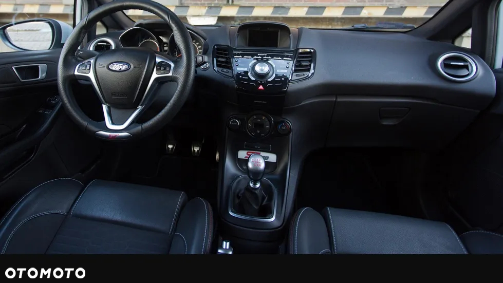 Ford Fiesta ST200 - 4