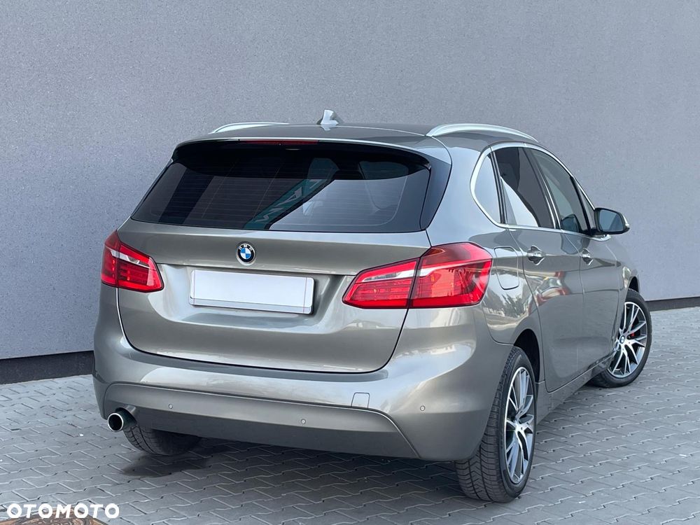 BMW Seria 2 218i GPF Sport Line - 12