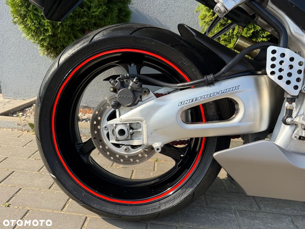 Honda CBR - 18