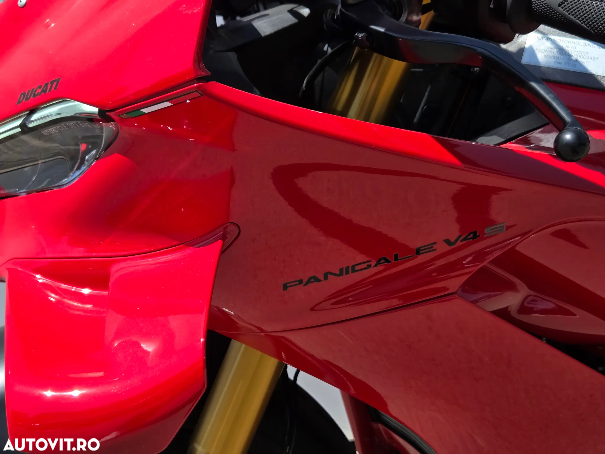 Ducati Panigale V4 S - 4