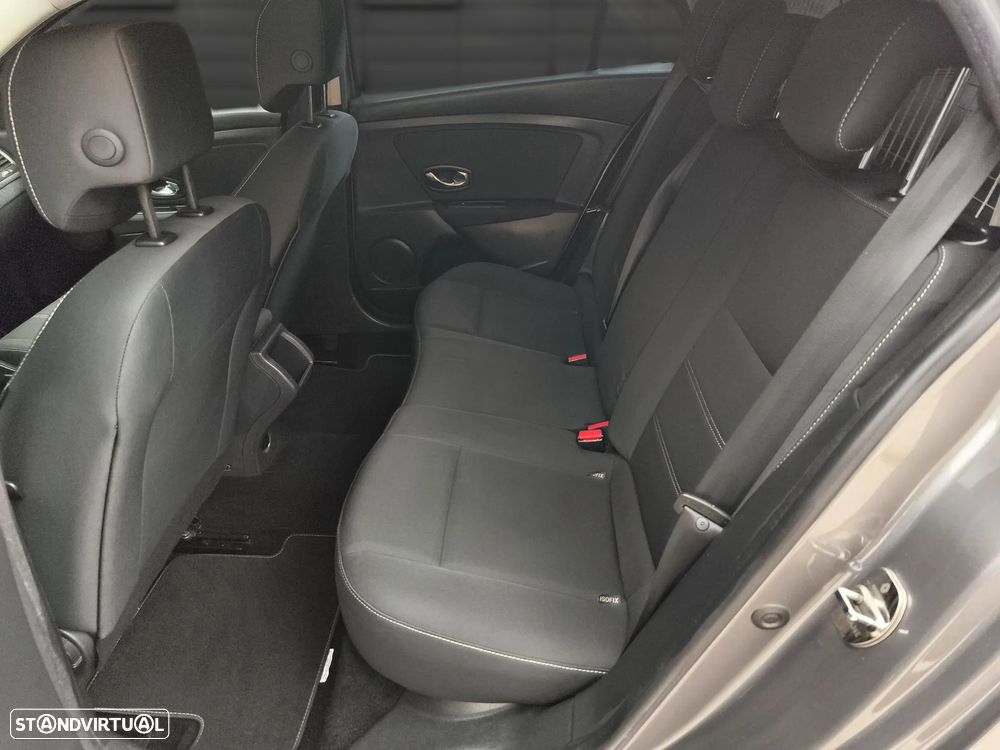 Renault Mégane Sport Tourer 1.5 dCi Limited SS - 9