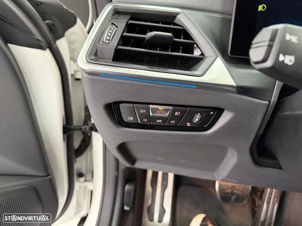 BMW i4 eDrive35 Pack Desportivo M - 26