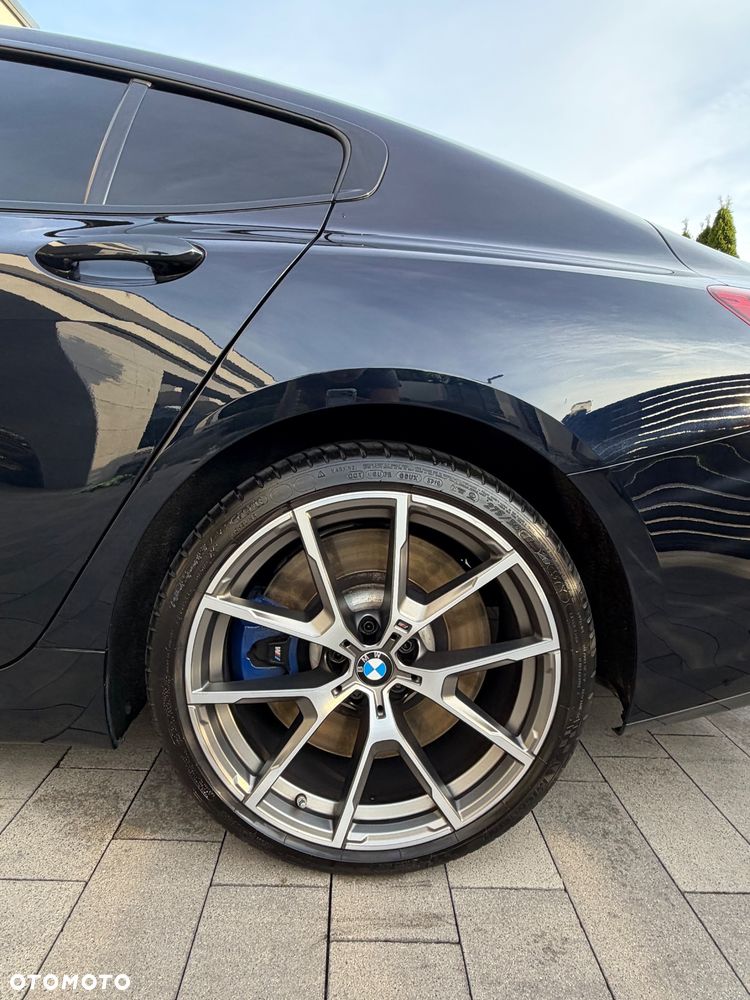 BMW Seria 8 M850i xDrive - 11