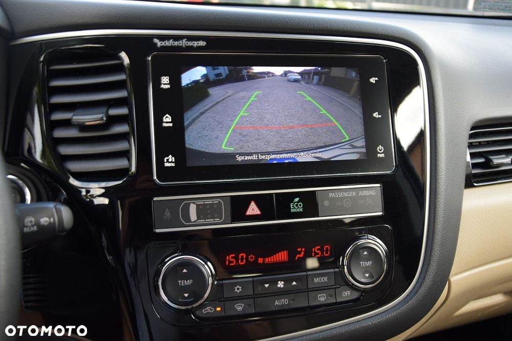 Mitsubishi Outlander - 17