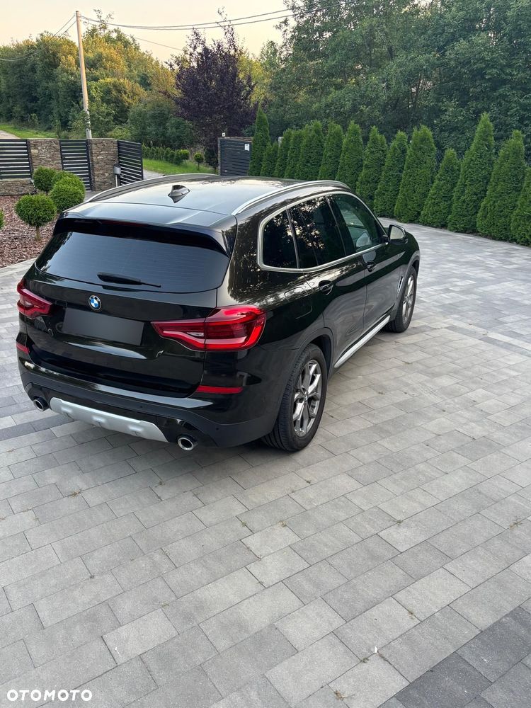 BMW X3 xDrive20d Luxury Line - 7