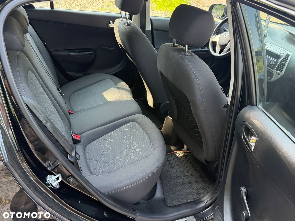 Hyundai i20 1.25 Comfort - 12