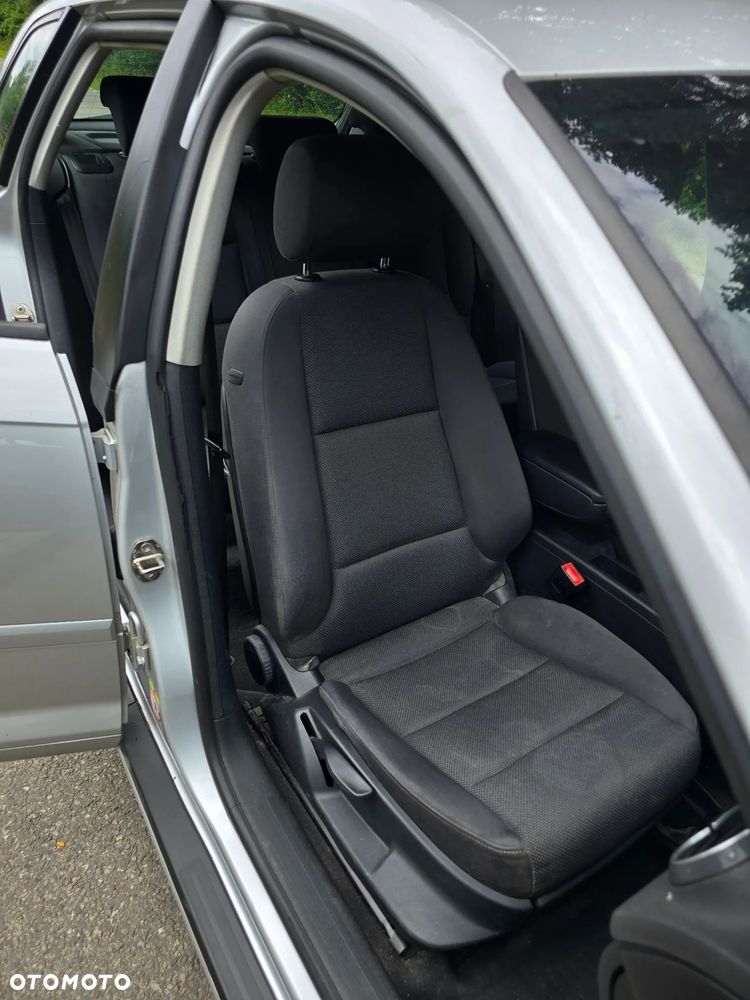 Audi A3 Sportback 1.9 TDI DPF S tronic S line Sportpaket (plus) - 23