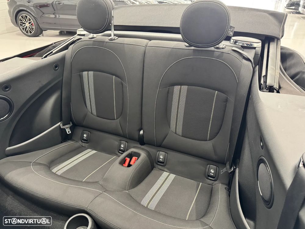 MINI Cabrio Cooper D - 27
