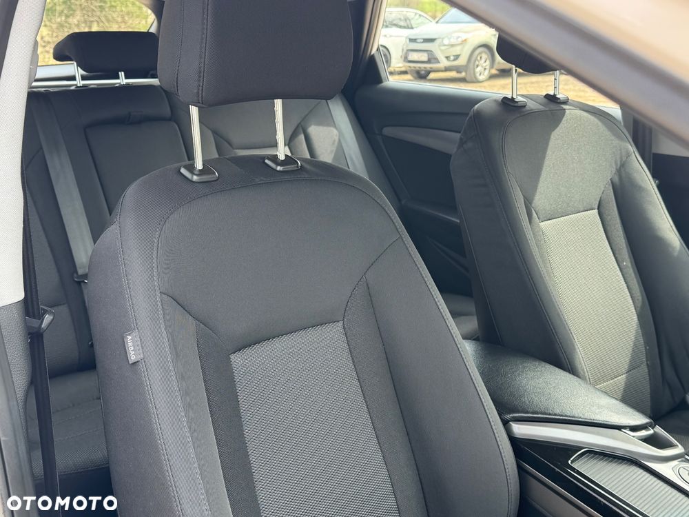 Hyundai i40 Kombi 1.6 Classic - 14