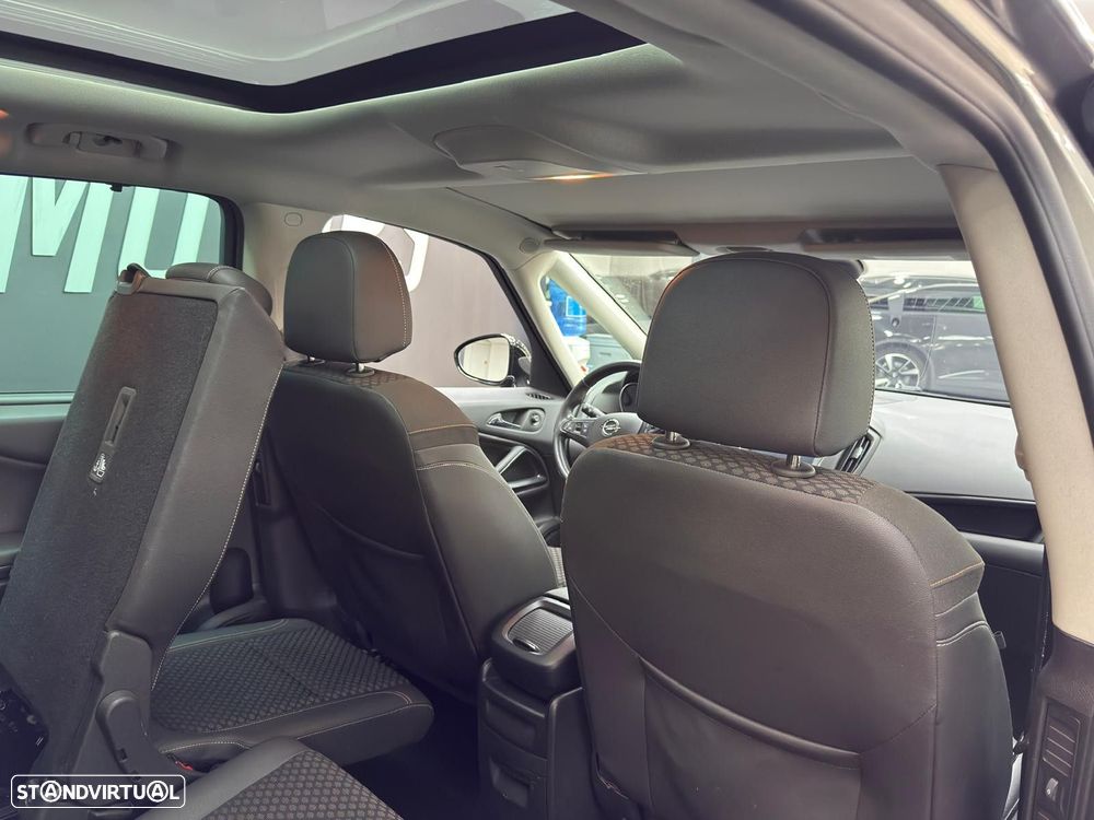 Opel Zafira 1.6 CDTi 120 Anos S/S - 42