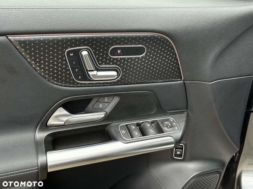 Mercedes-Benz GLA 200 d Progressive 8G-DCT - 9