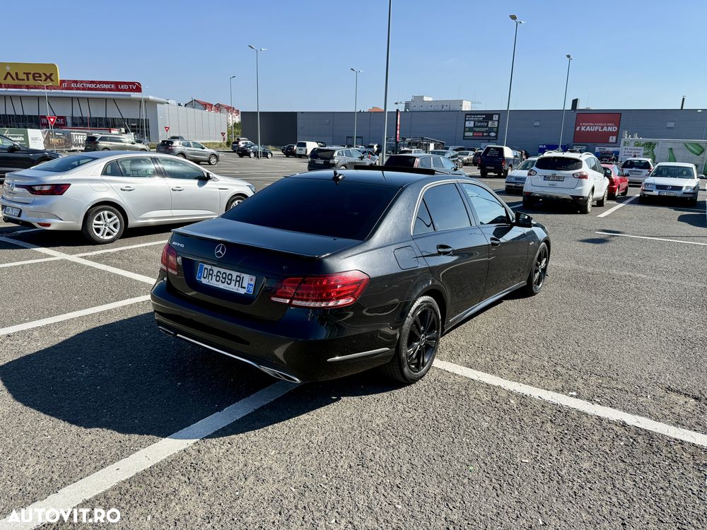 Mercedes-Benz E 220 BlueTEC 9G-TRONIC Avantgarde - 4