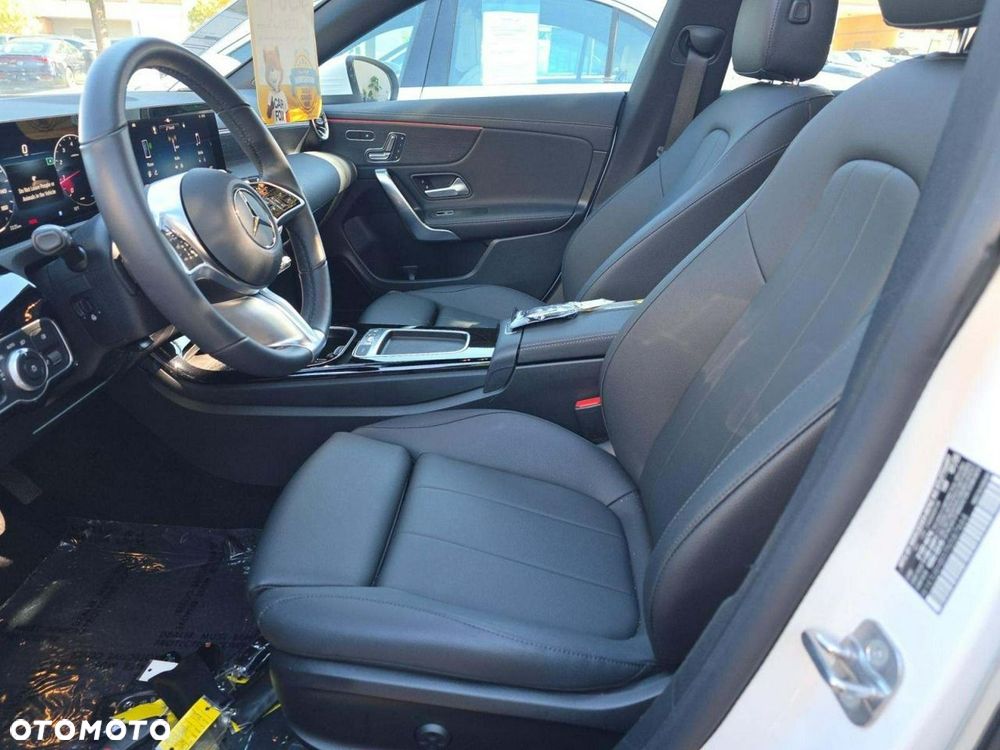 Mercedes-Benz CLA 250 4Matic 8G-DCT Edition AMG Line - 5