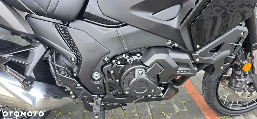 Honda VFR - 14