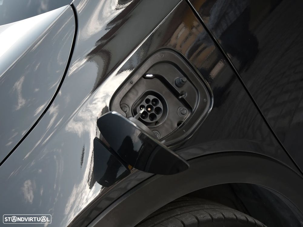 Kia XCeed 1.6 GDi PHEV Drive - 13