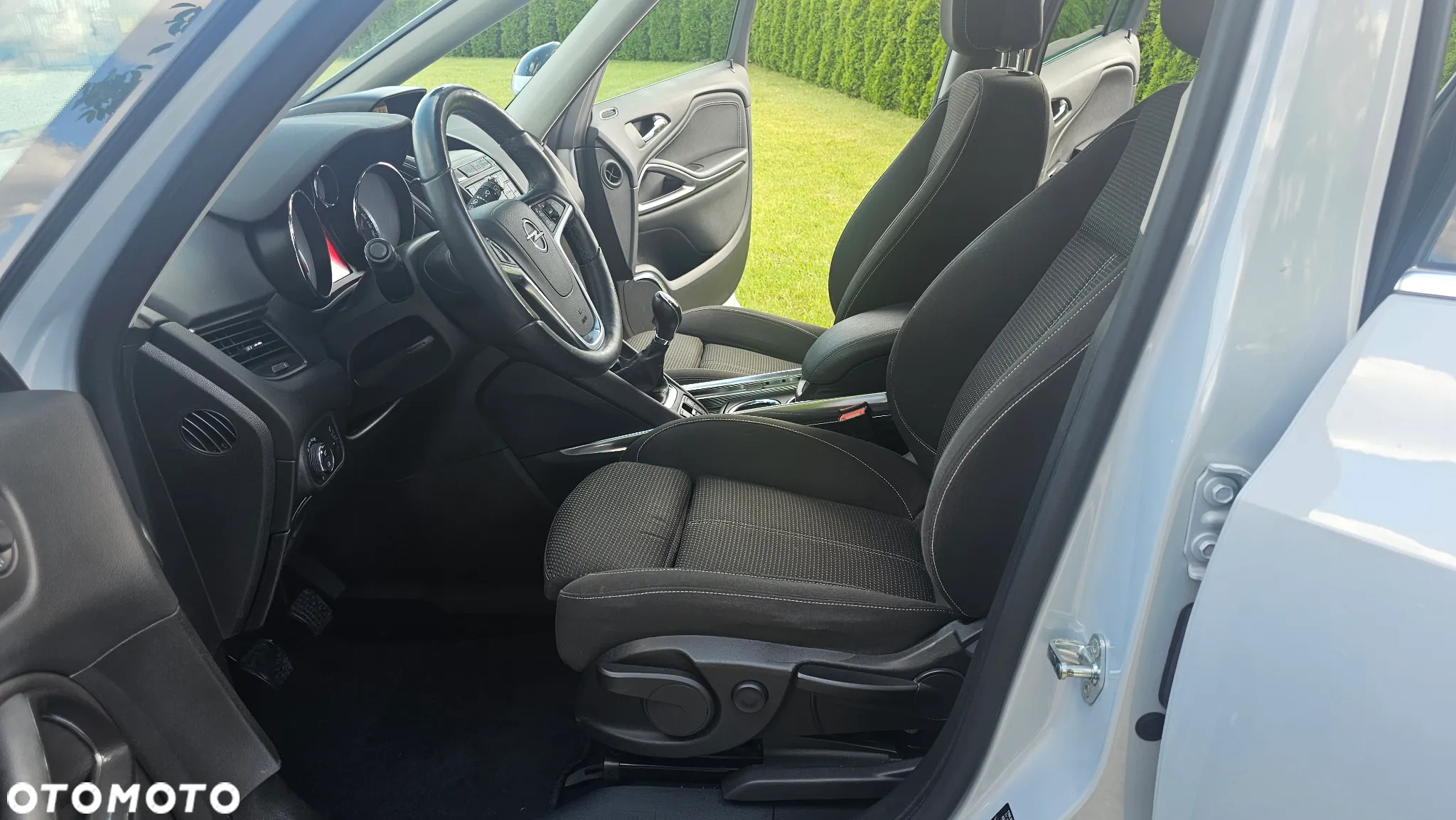 Opel Zafira 2.0 CDTI Cosmo - 9